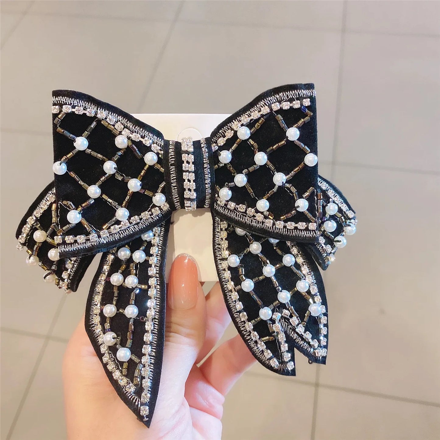 Shiny Bow's